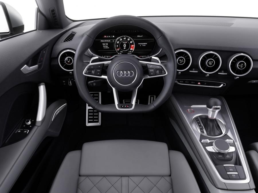 Торпедо Audi TTS Coupe (8S) 2014 года  (WW) (фото 14 из 30)